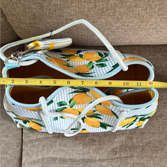 NWT AH•DORNED New York Emily Lemon Print Neoprene Tote - Picture 5 of 11